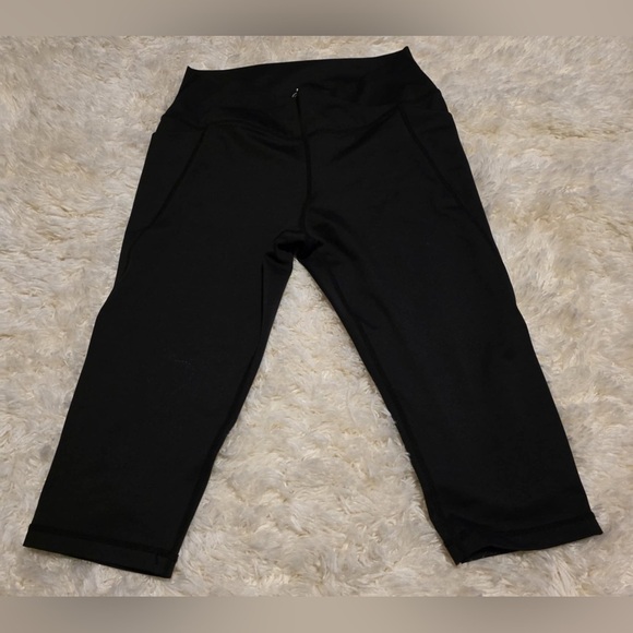 Senita Athletics Black Leggings Size Medium EUC - Picture 4 of 7